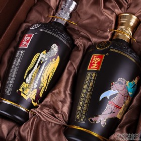 五粮液圣酒52度639毫升（文武双圣）